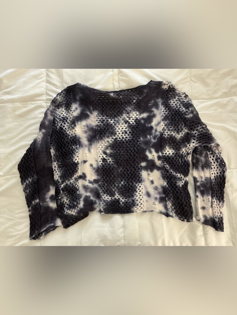 NATURAL LIFE Black and White Tie-Dye Open-Knit Cropped Sweater
